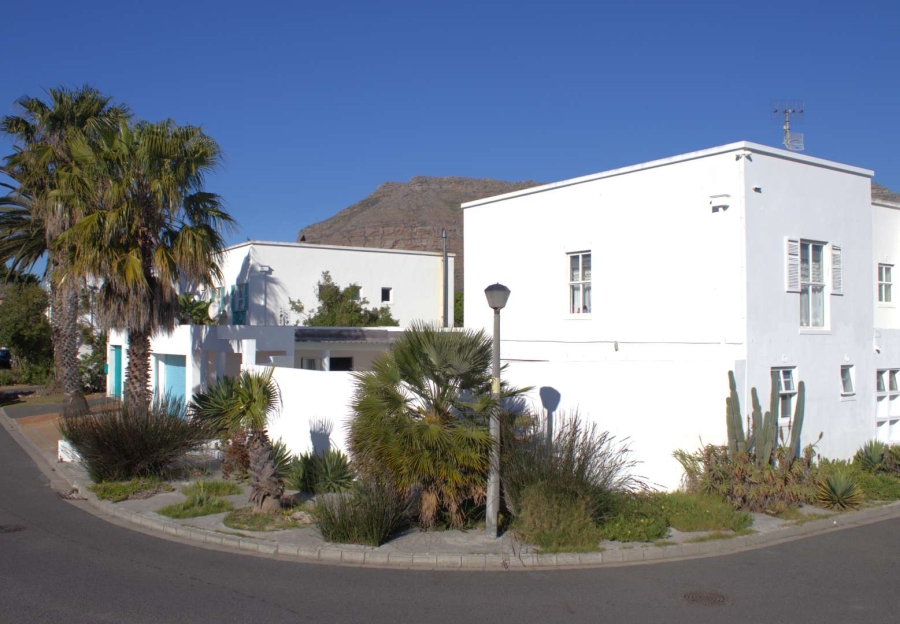 4 Bedroom Property for Sale in Marina Da Gama Western Cape